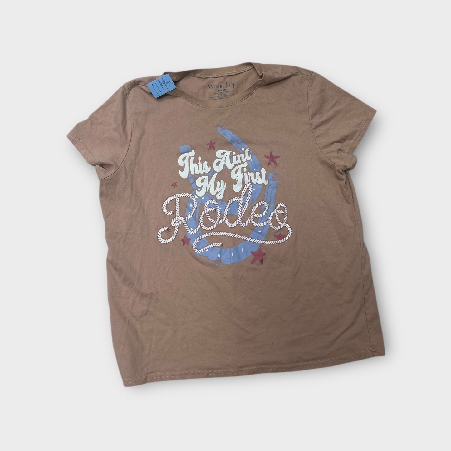 Women’s 2x shirt- fits more like a large