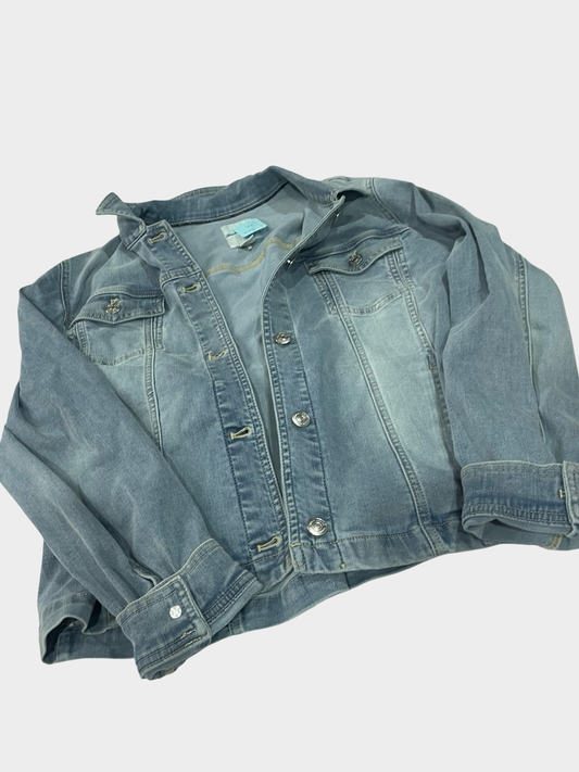 Women’s medium jean jacket