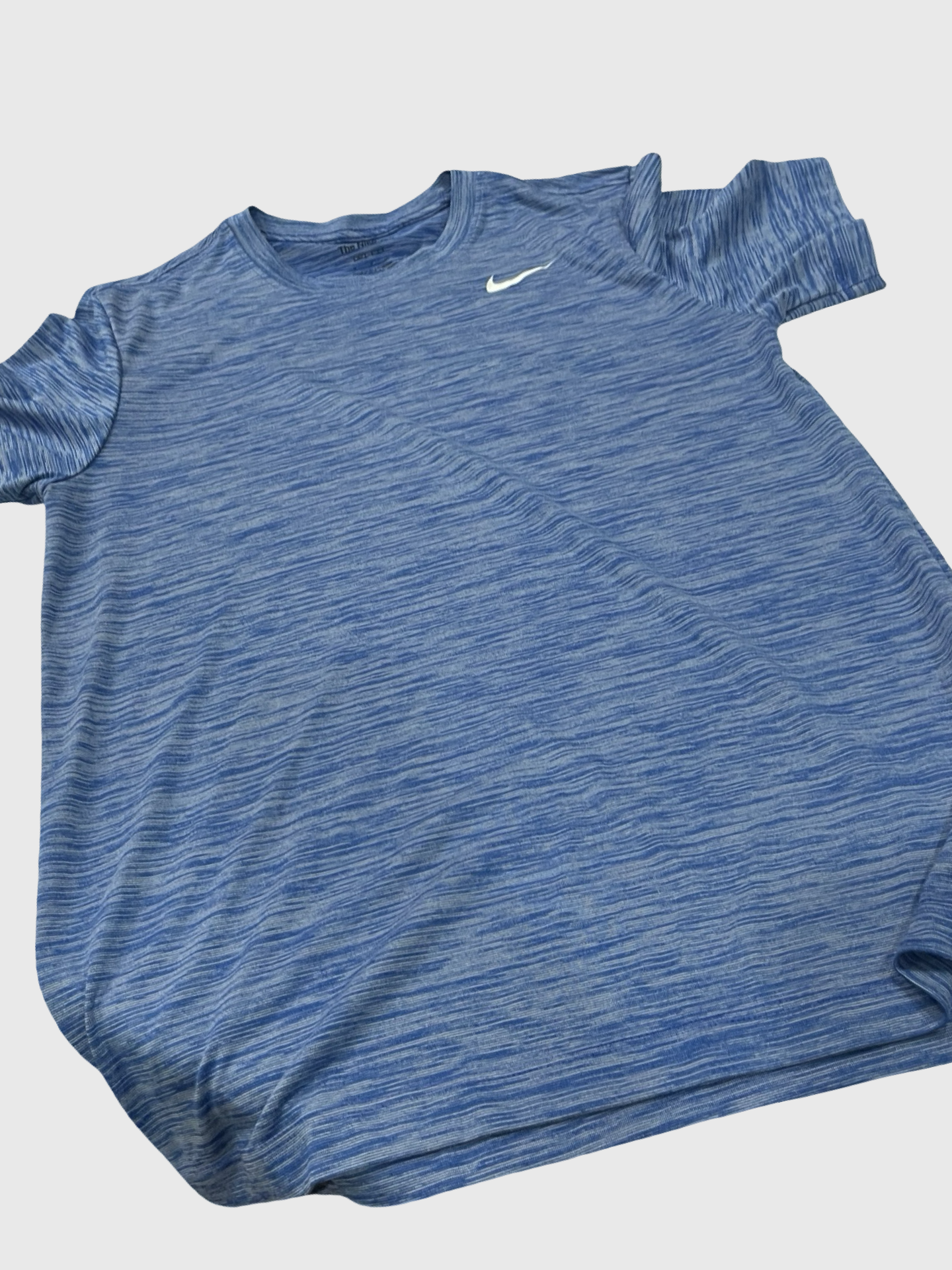 Men’s small Nike tee
