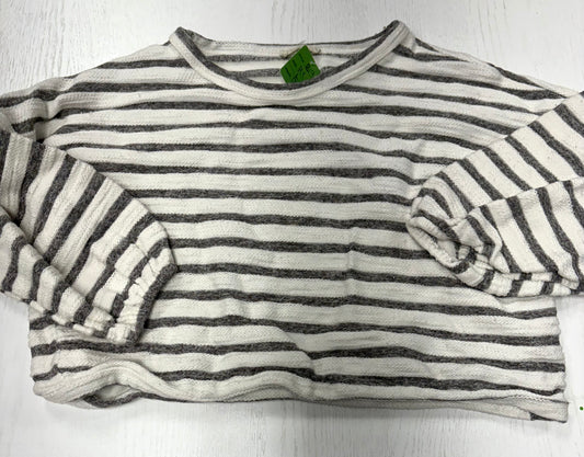 Girls medium cropped long sleeve
