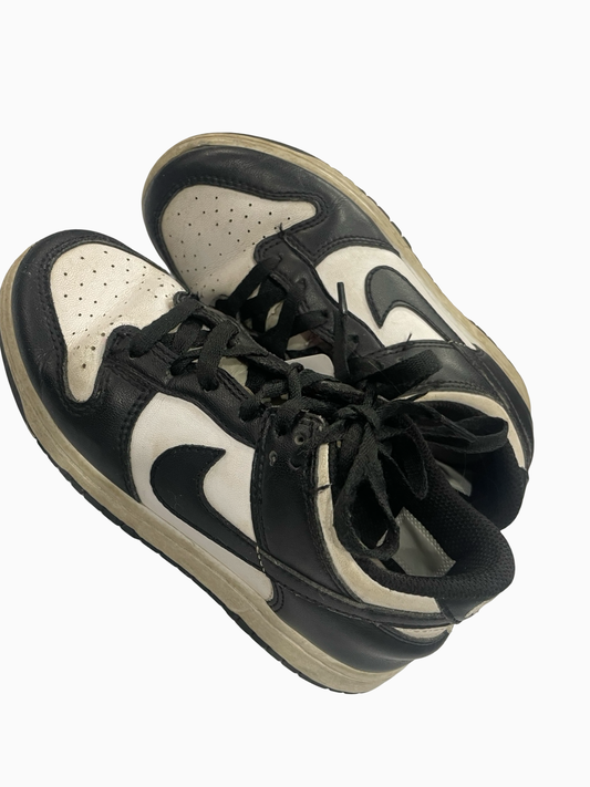 Kids 2Y Nikes