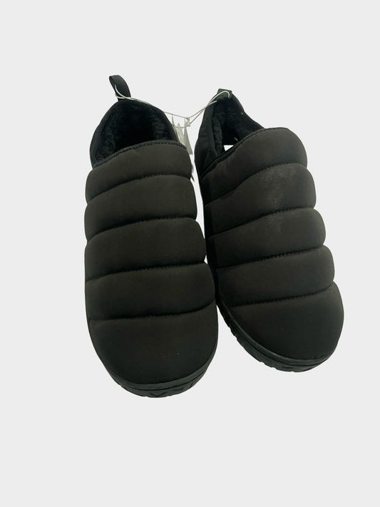 10/11 shoes nwt