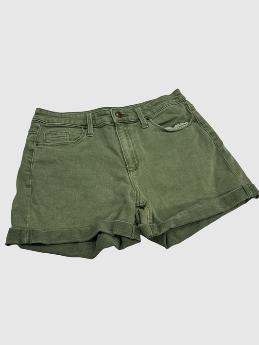 Women’s shorts 6/28