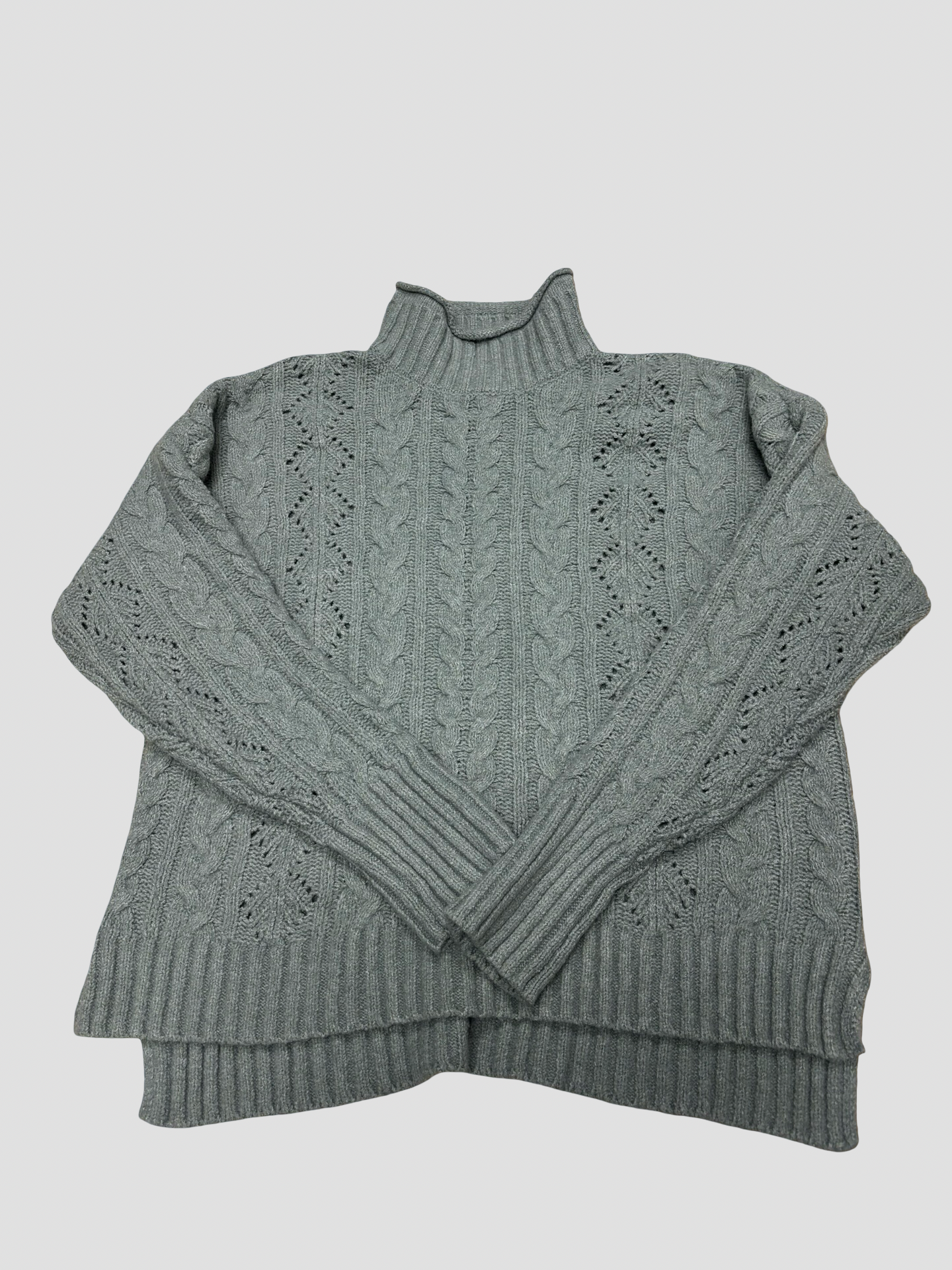 Women’s Medium Sweater