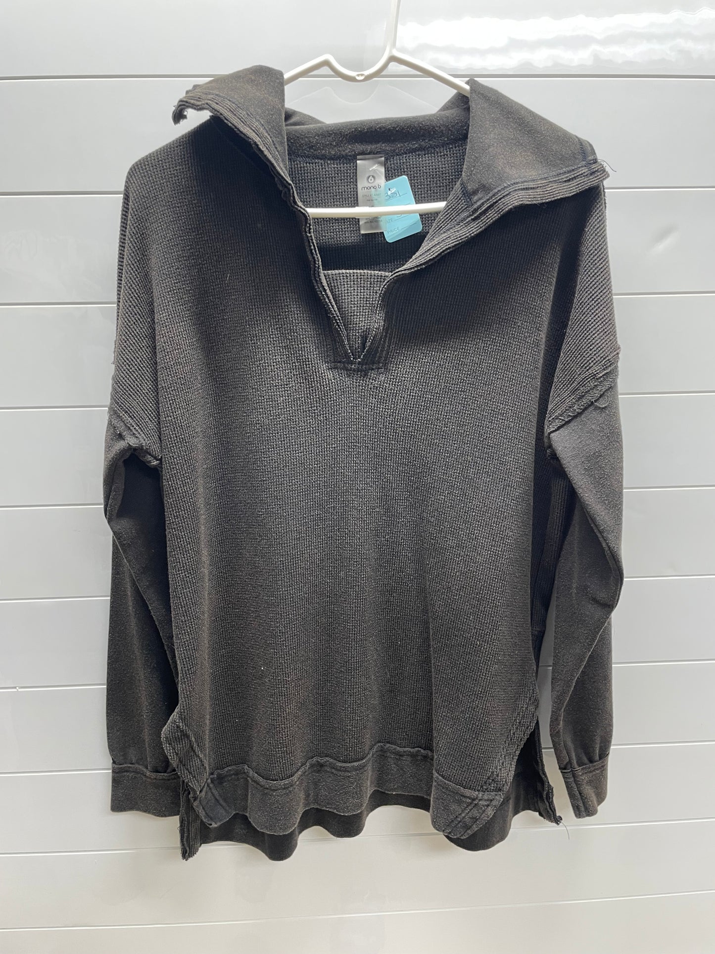 Women’s small long sleeve