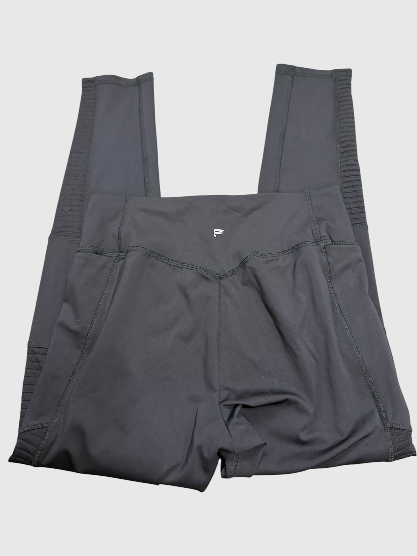 Women’s large Fabletics with pockets full length