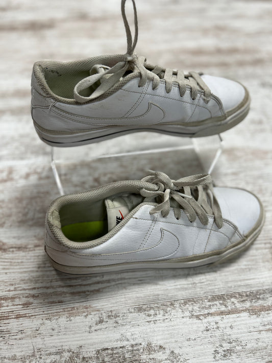 Womens 7 nikes