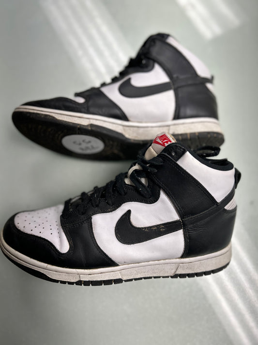 Mens 8.5 nike shoes