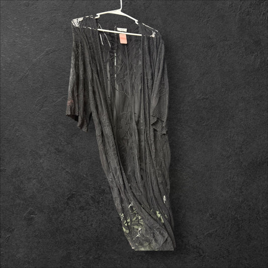 Women’s S/M lace cardigan