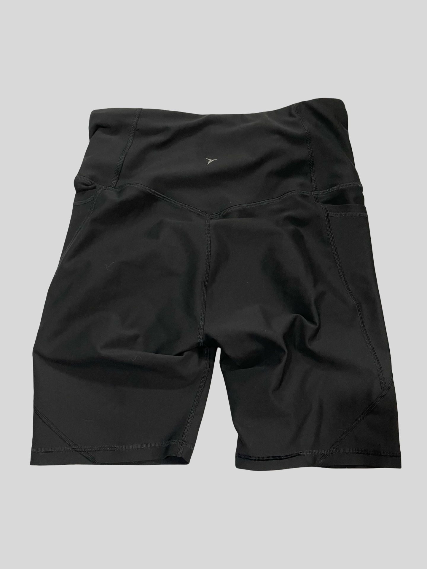 Women’s medium old navy biker shorts with pockets
