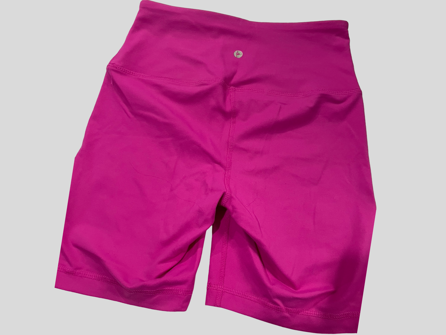 Women’s biker shorts size small