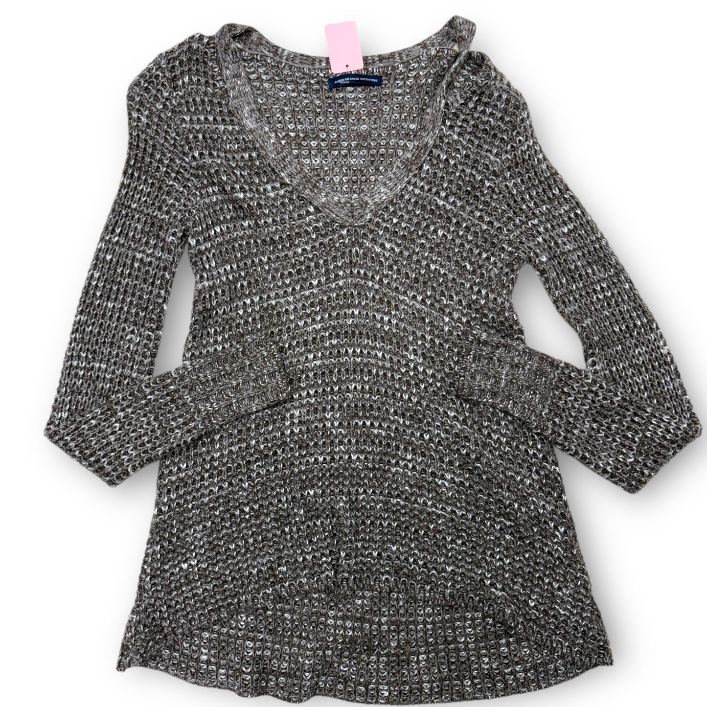 Women’s AE sweater- small