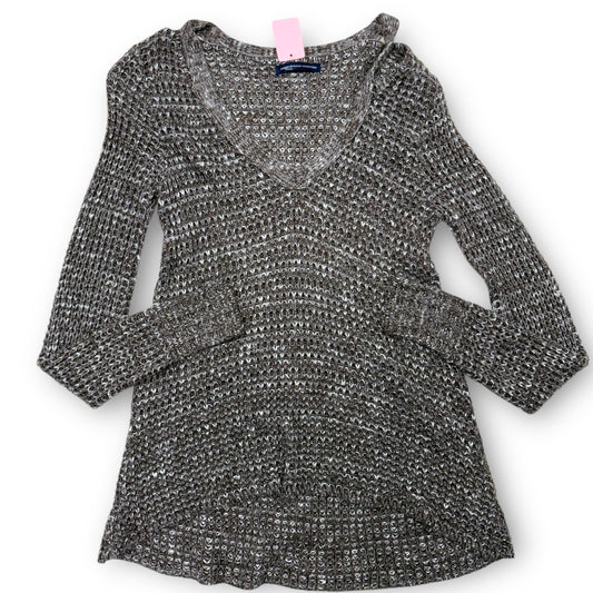 Women’s AE sweater- small
