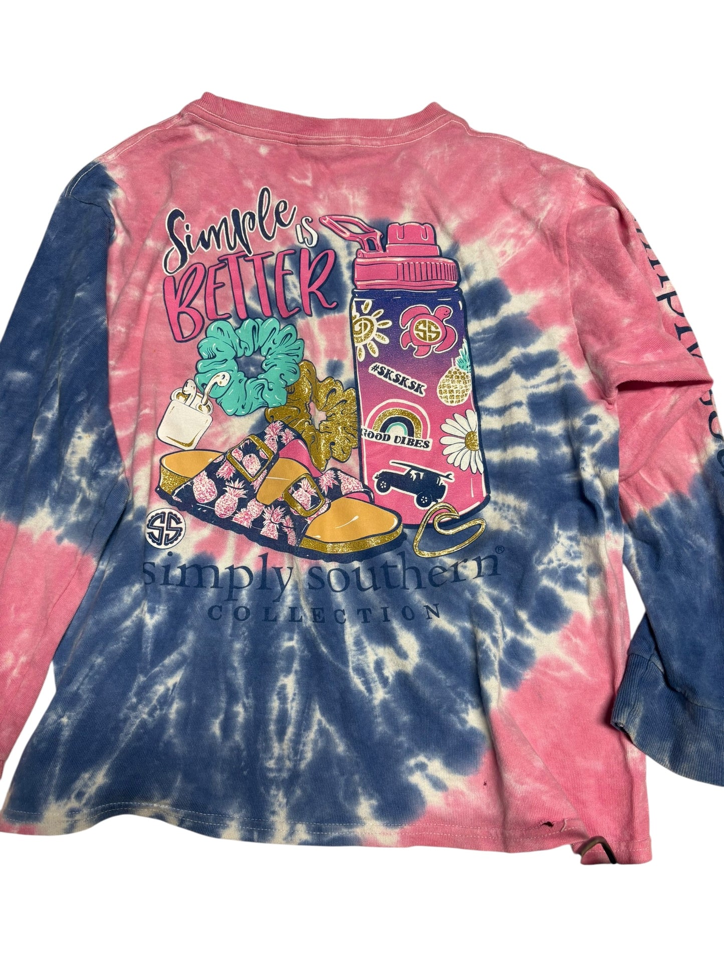 Youth girls simply southern size medium hole at the bottom