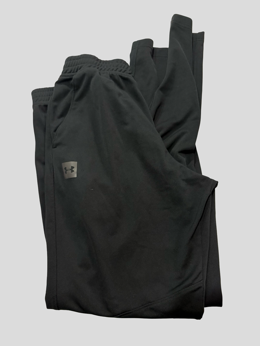 Women’s medium UA sweatpants