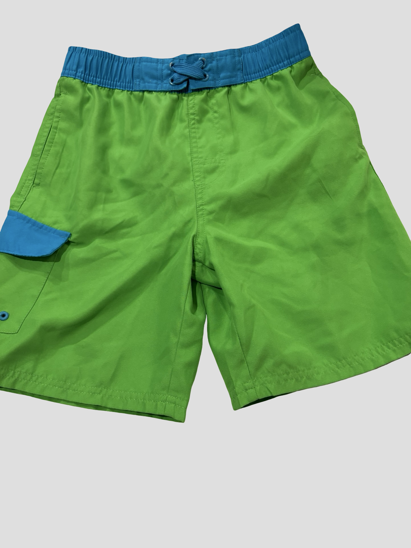 Boys size medium 10/12