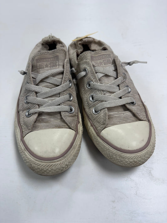 Women’s 8 converse