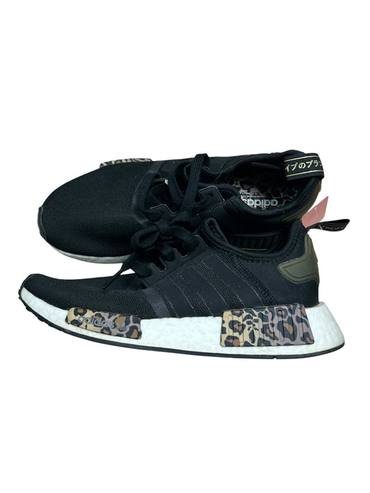 Womens 7 Adidas