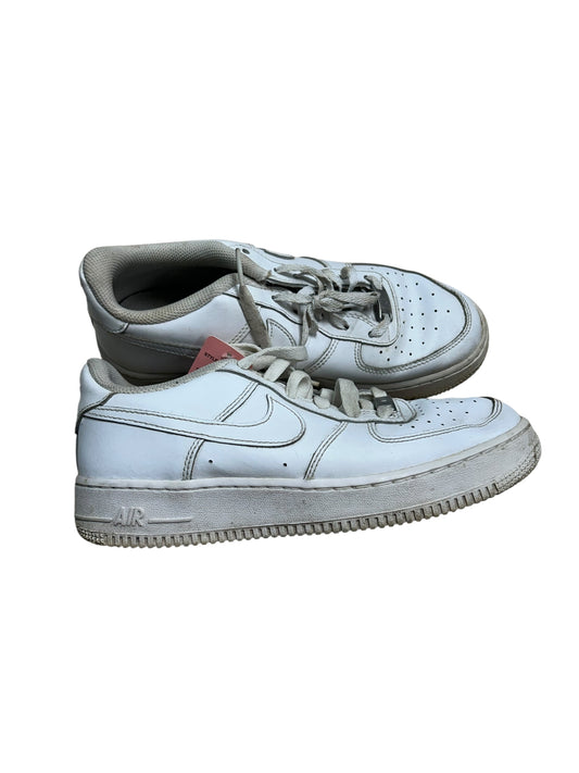 6.5Y Nikes