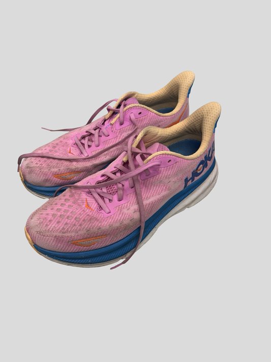 Women’s Hoka shoes size 11