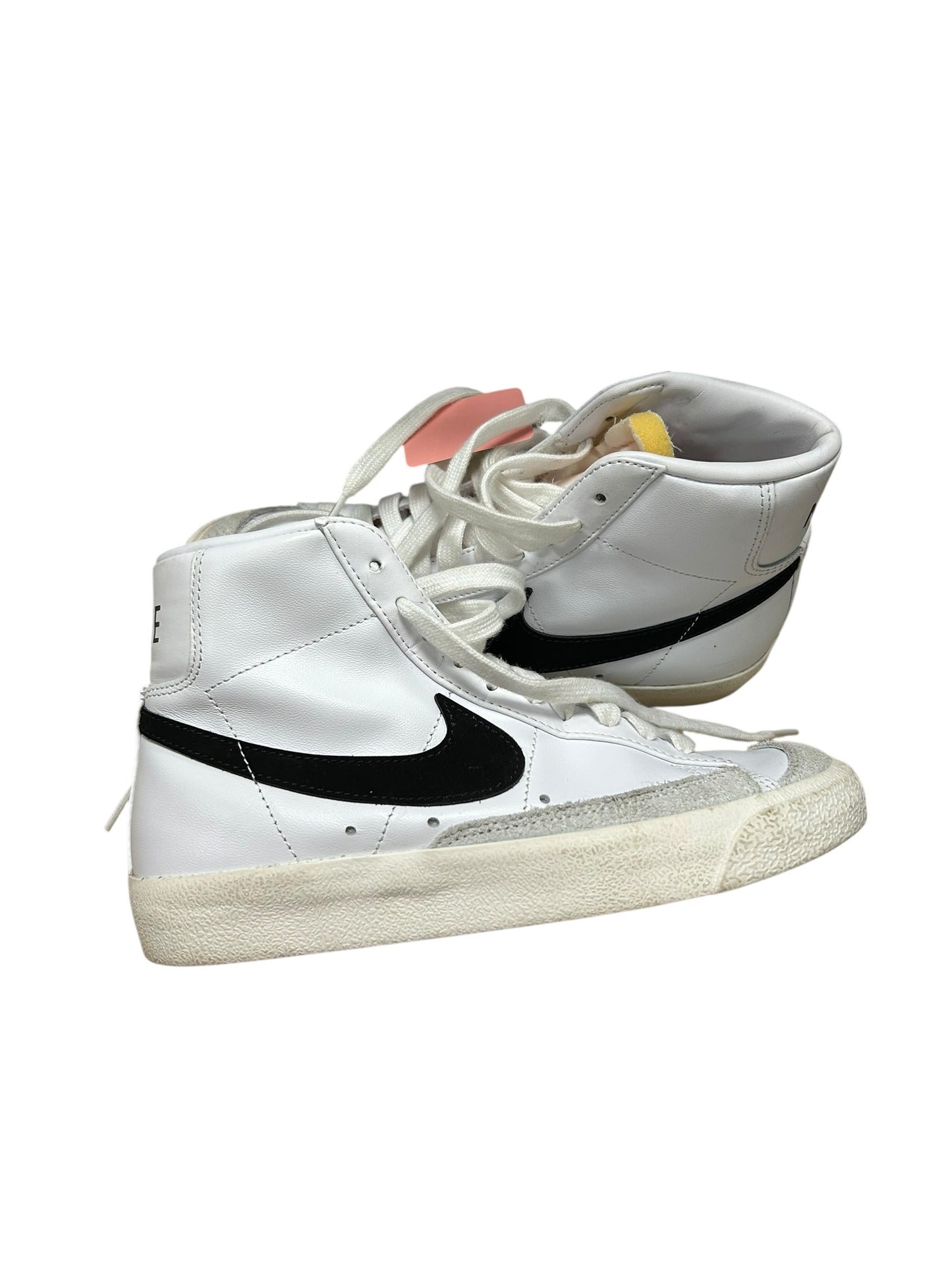 Womens 5.5 Nike Blazers