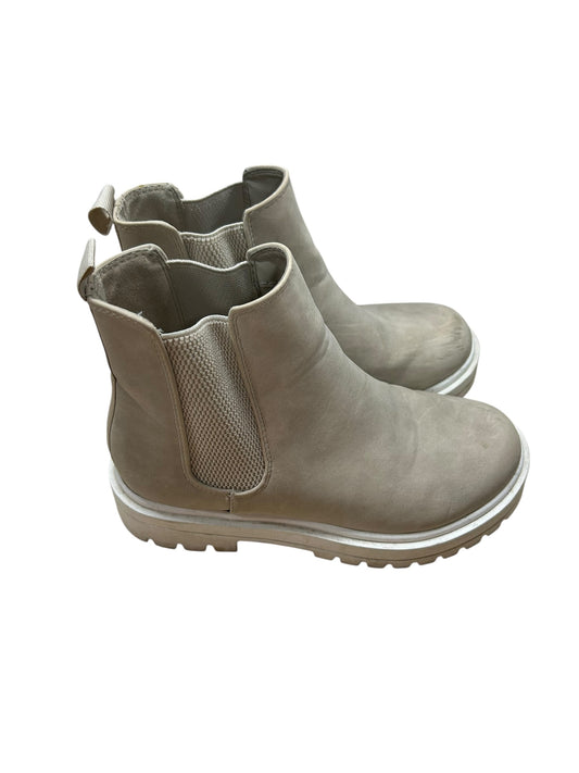 Womens 5.5 Boots