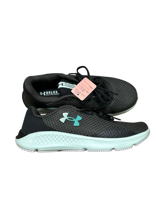 Womens 8.5 Ua shoes
