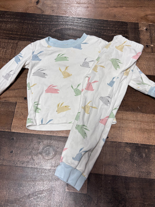 Youth 3t pottery barn pajamas (stain)