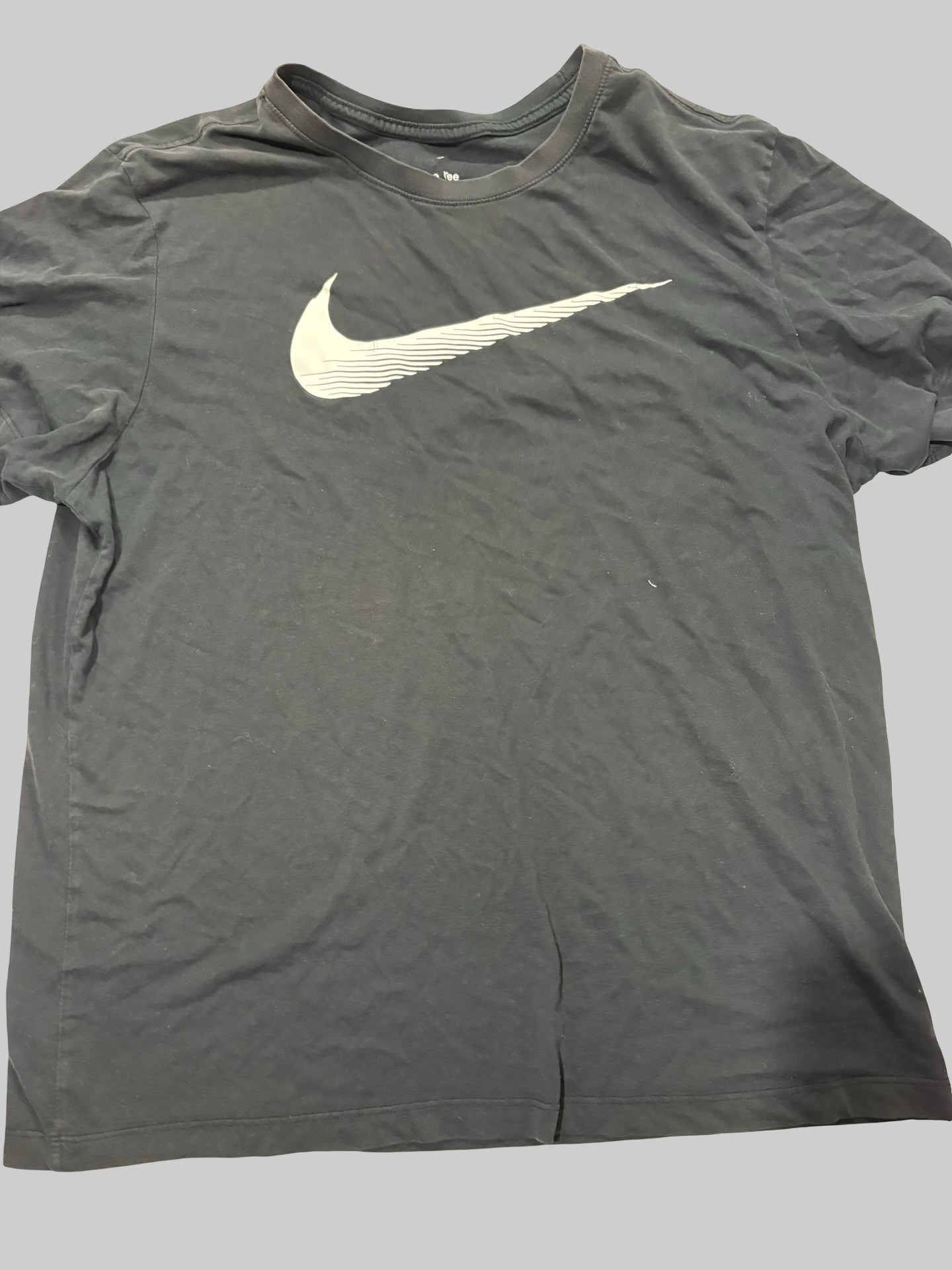 Men’s Nike shirt size XL