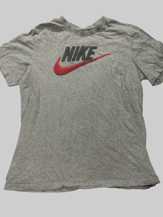 Men’s Nike size large