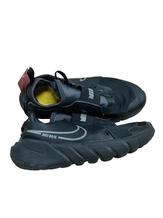 Boys 3.5 Nike Shoes