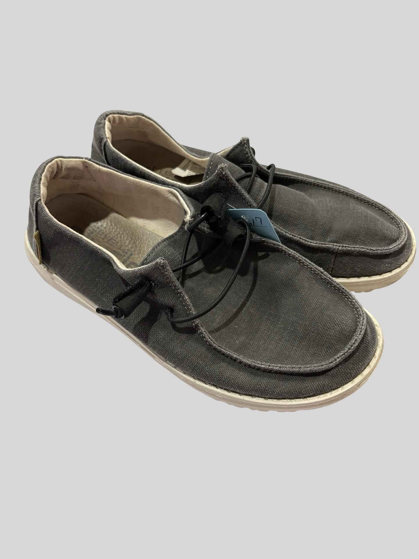 Hey dude size 6