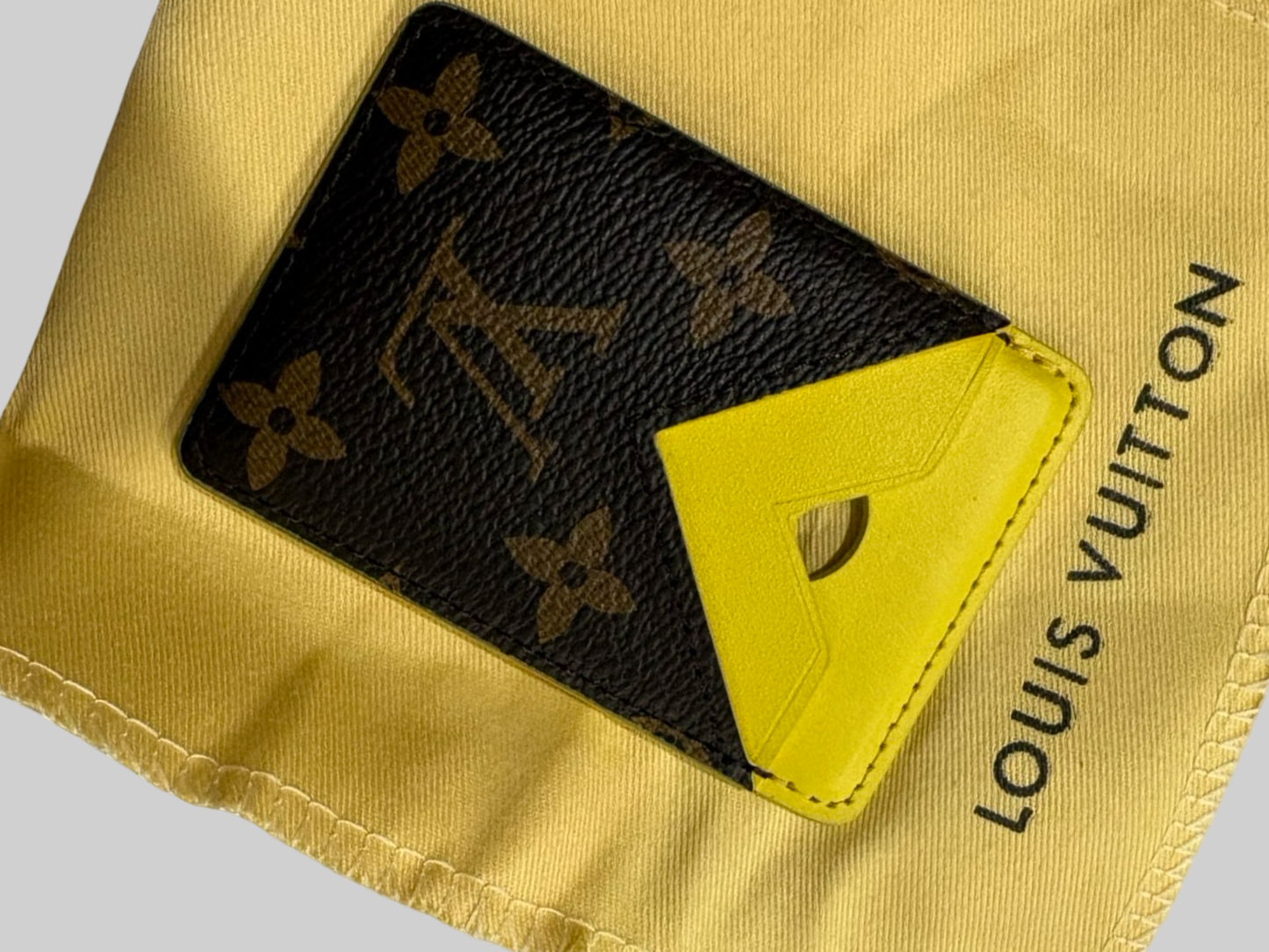 Magnetic card holder for phones ( LV dupe)