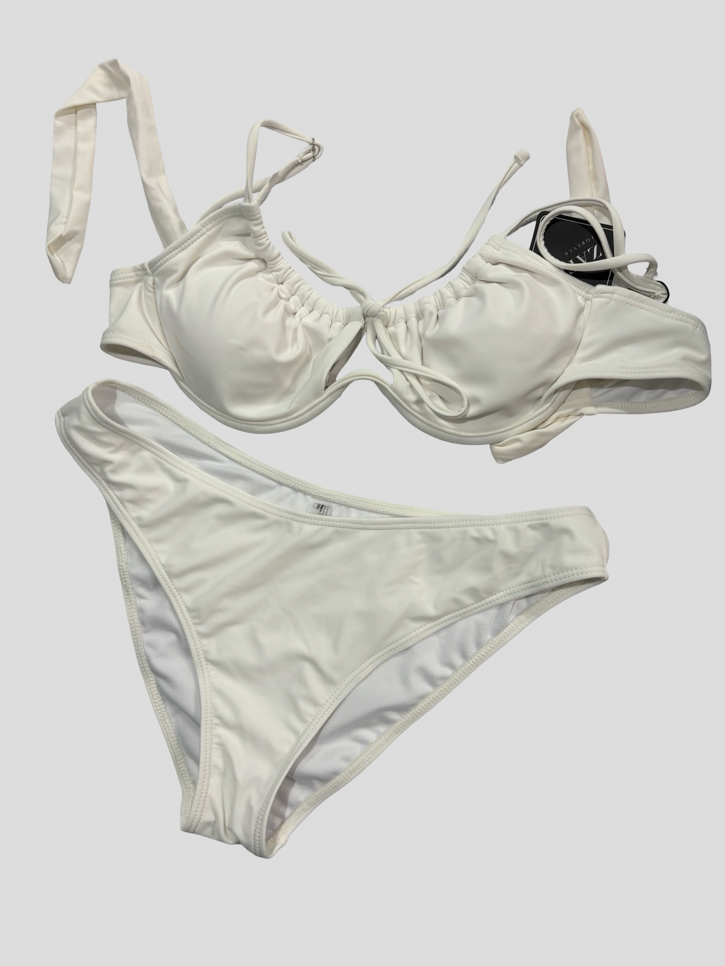 Women’s swimsuit size medium NWT