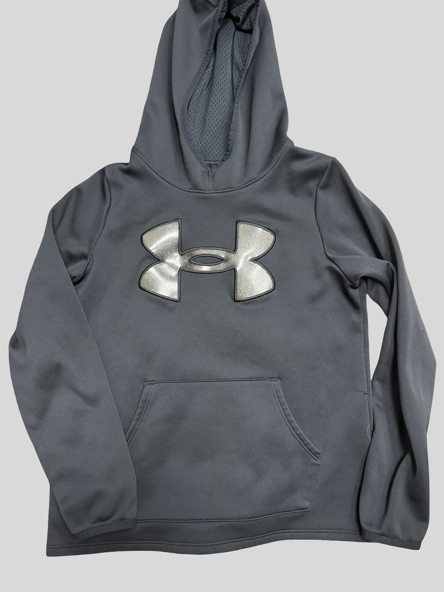 Youth medium UA hoodie