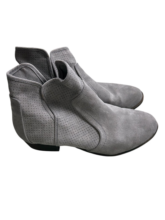 Womens 9.5 boots