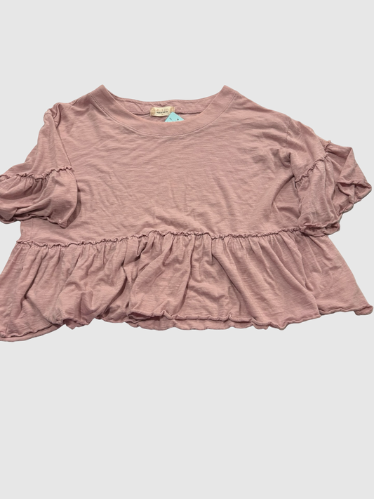 Women’s medium shirt Altar’d state