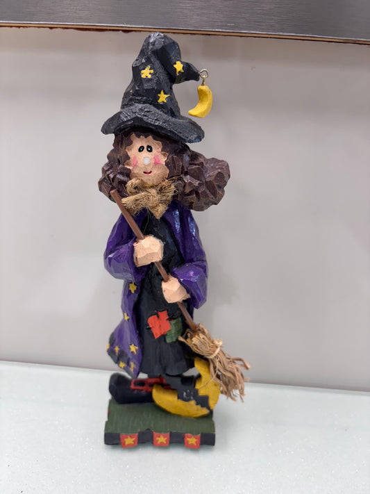 Witch (broken nose)