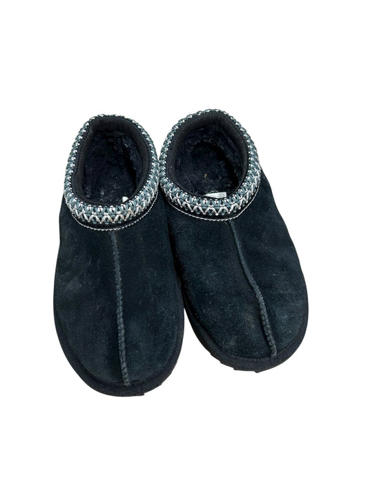Girls 12 Uggs -fit 11