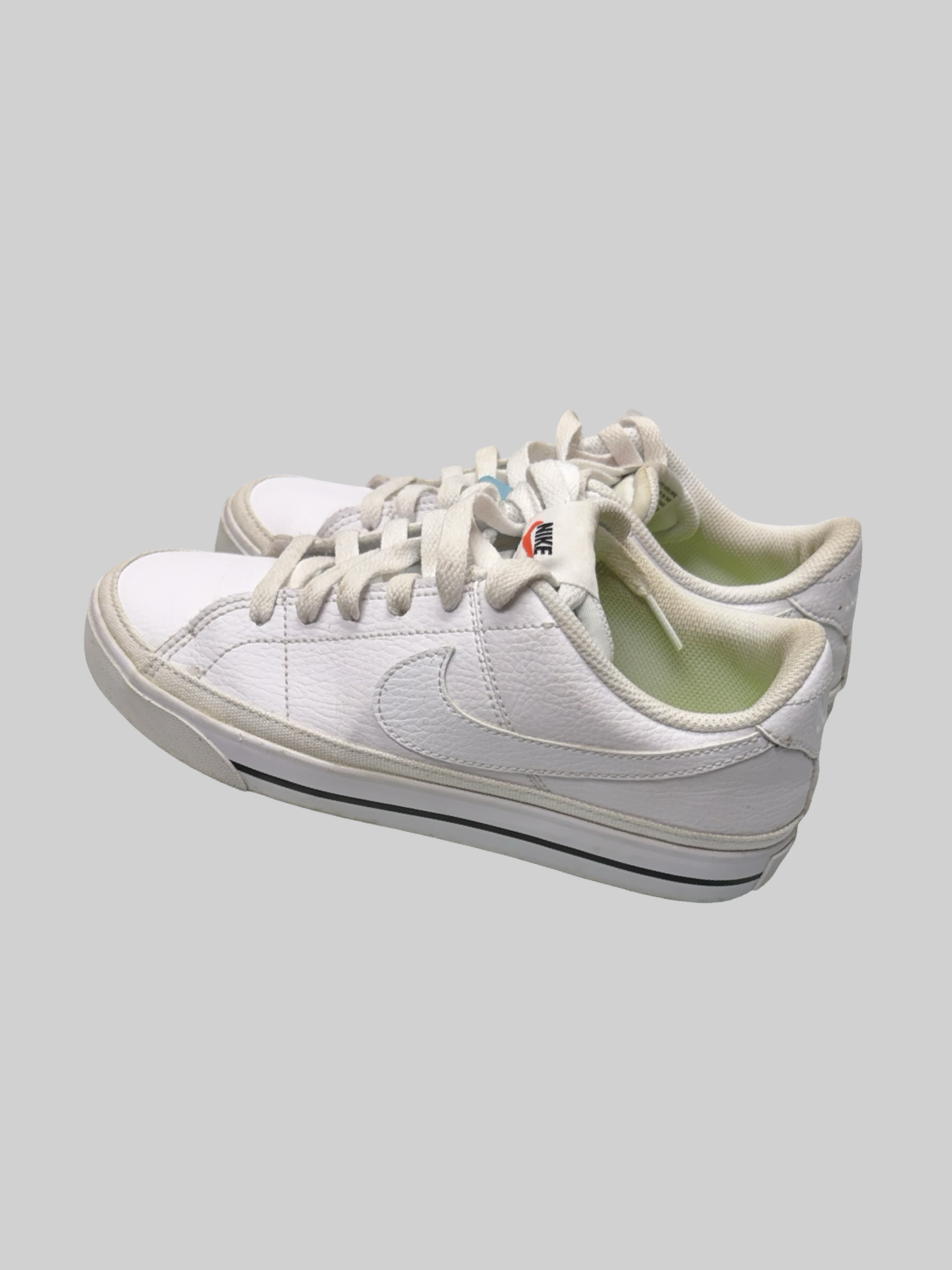 Women’s Nike size 7