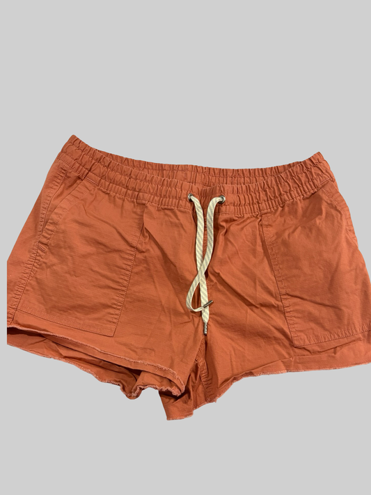 Women’s medium vuori shorts