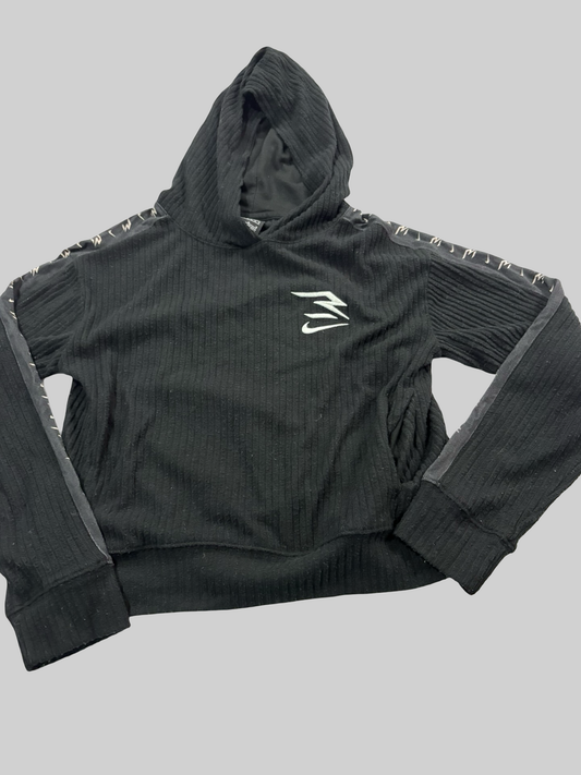 Girls Nike large ( slightly cropped)