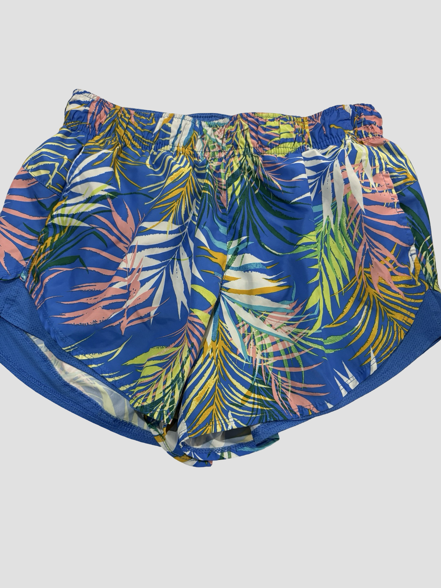 Women’s medium shorts