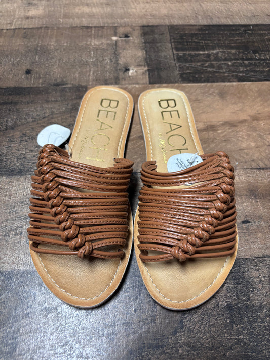 Women’s 8 sandals nwt