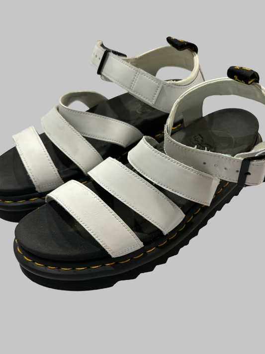 Women’s Dr Martens size 10