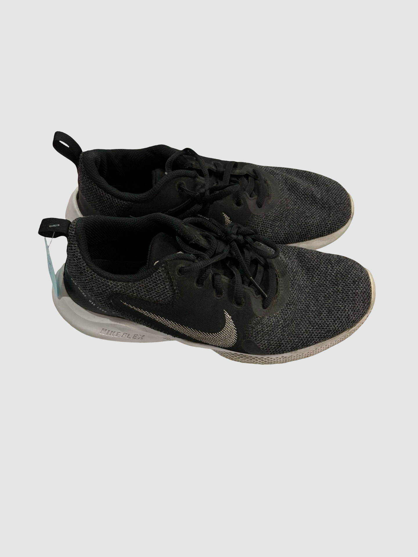 Women’s Nike size 8