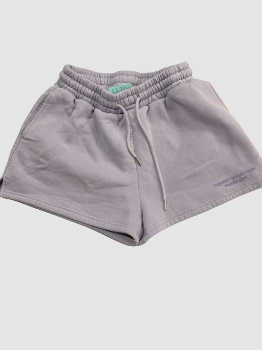 Women’s comfort shorts size medium