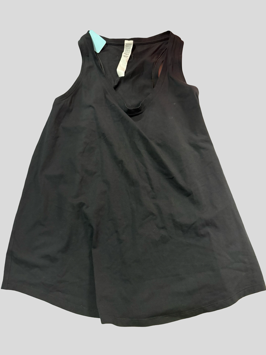 Lululemon size 12 tank