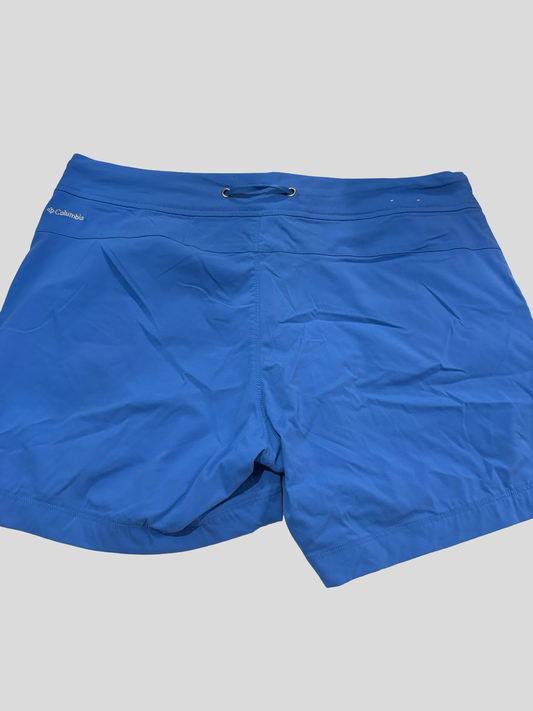 Women’s Columbia shorts size 14