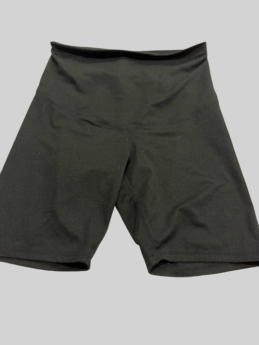 Women’s Maurice’s medium maternity biker shorts